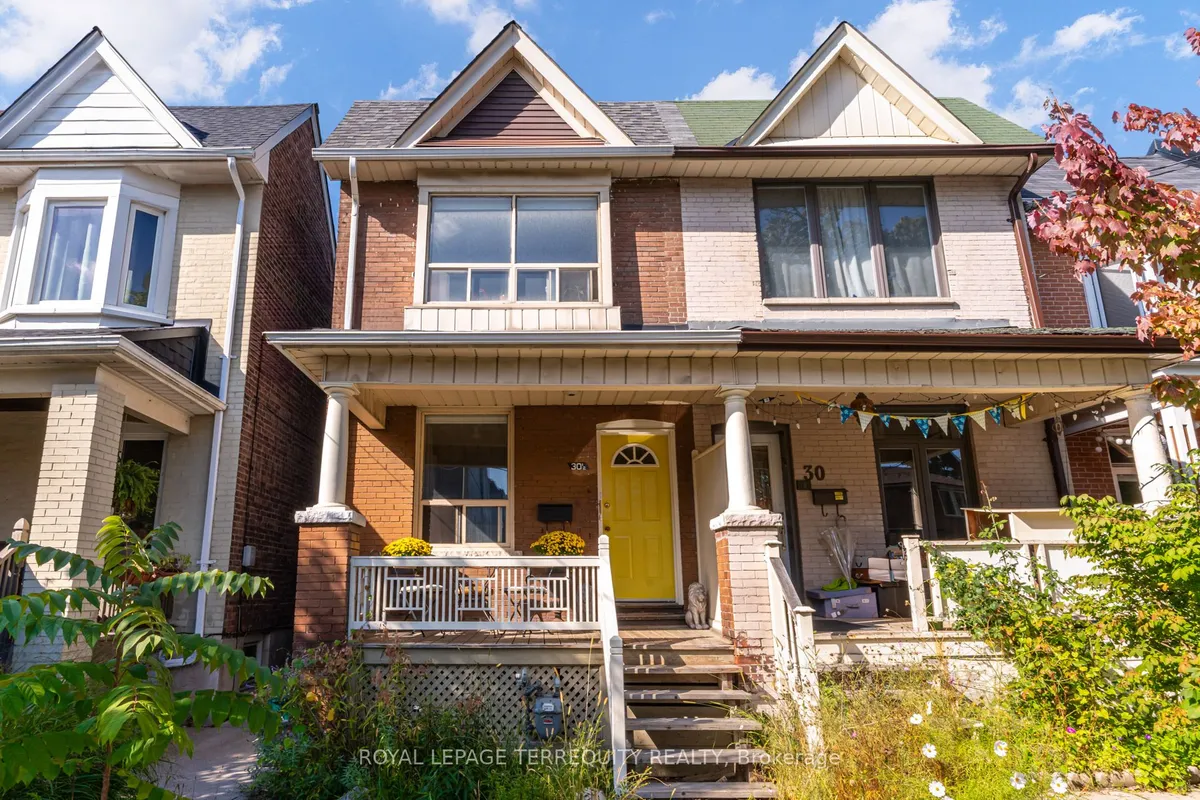 30 1/2 Macaulay Avenue, ON M6P 3P6