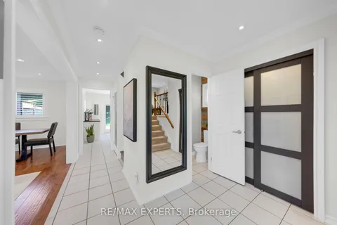 44 Sunkist Valley Road, ON L7E 1T1