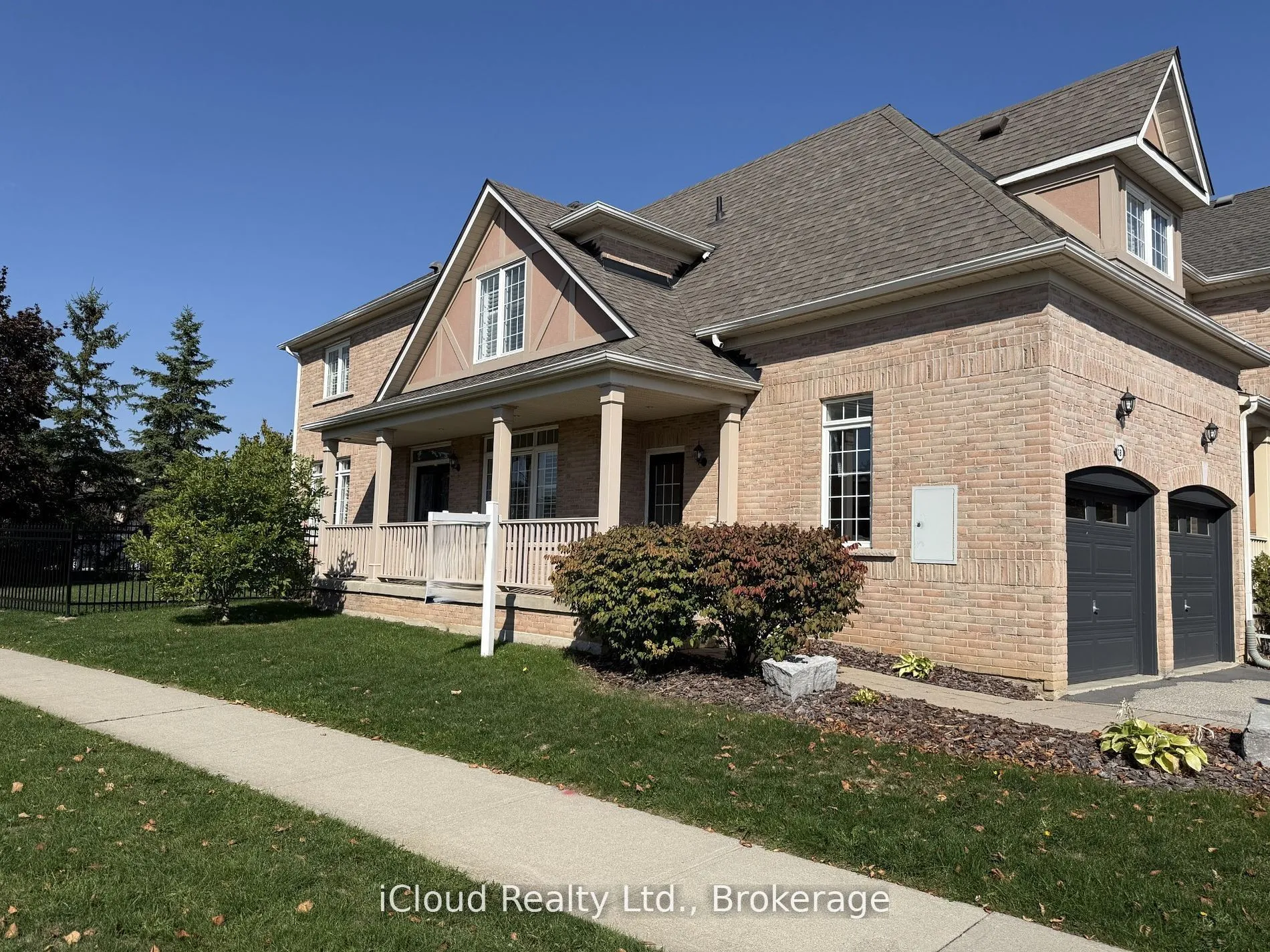 2295 Rochester Circle, ON L6M 5C9