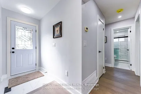 4 Drayton Crescent, ON L6T 3G7