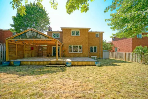 47 Moffatt Avenue, ON L6Y 2M6