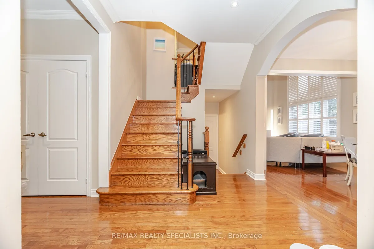 4649 Colombo Crescent, ON L5M 7R2