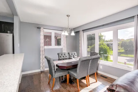 8 Edwin Drive, ON L6Y 1A1