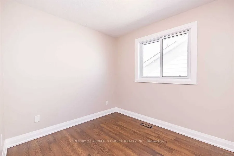 4194 Tea Garden Circle, ON L5B 2W8