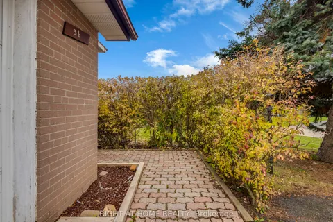 36 Welbeck Drive, ON L6X 2L1