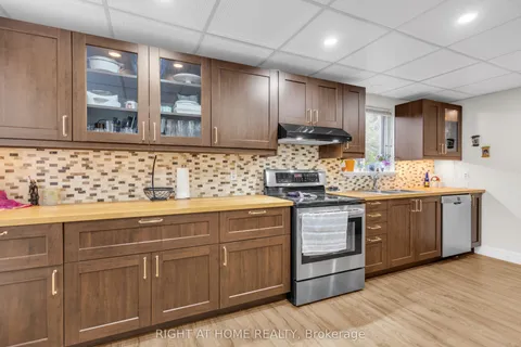 36 Welbeck Drive, ON L6X 2L1