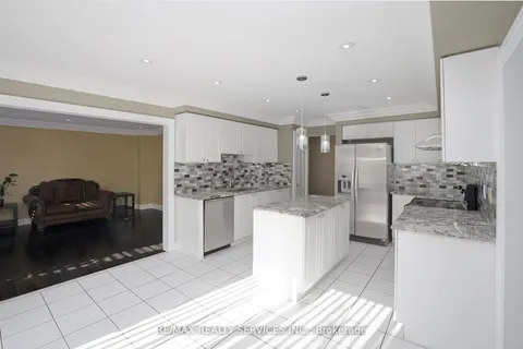 14 Foxmere Road, ON L7A 1S6