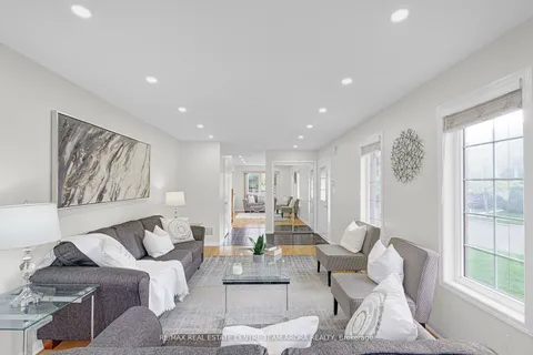 4 Dalia Street, ON L6X 0L7