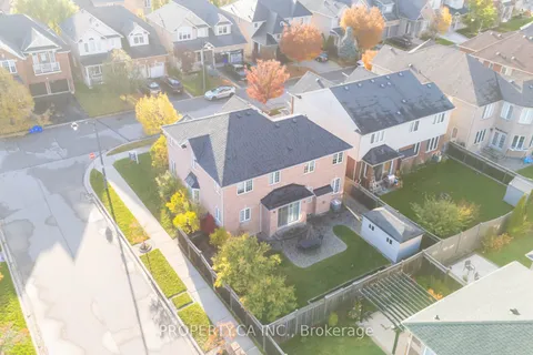 725 Reece Court, ON L9T 0X4