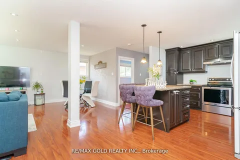 10 Brookdale Crescent, ON L6T 1M7