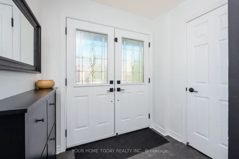 91 Mowat Crescent, ON L7G 6C8