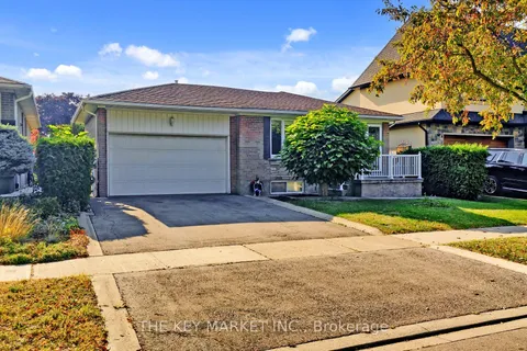 1277 Tyneburn Crescent, ON L4X 1P3