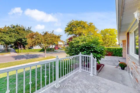 1277 Tyneburn Crescent, ON L4X 1P3