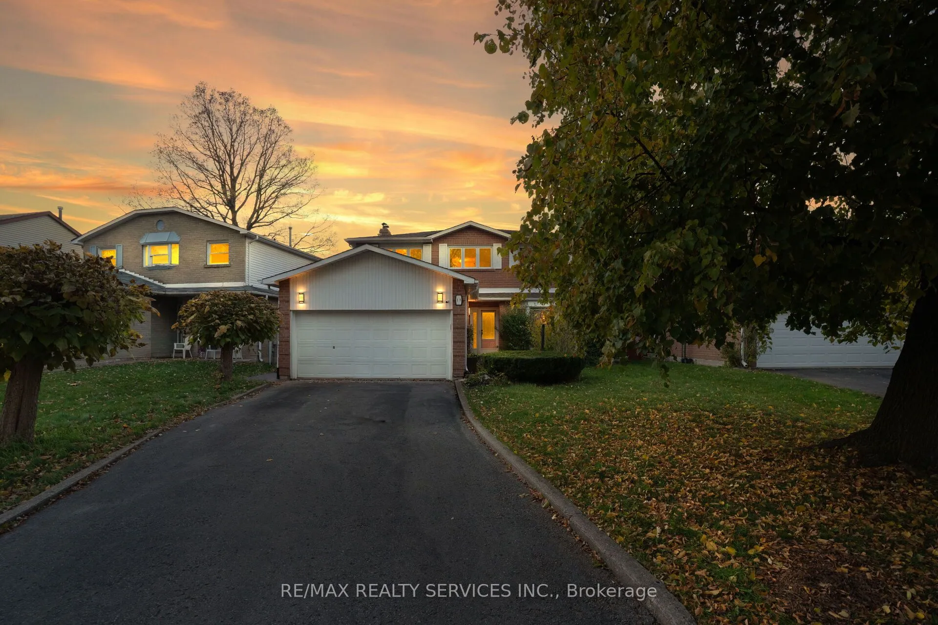 18 Mitchell Avenue, ON L6Z 1H3