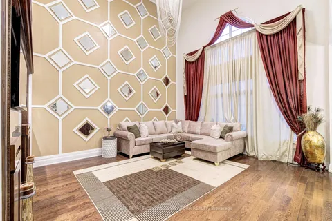 7 Legendary Circle, ON L6Y 0R9