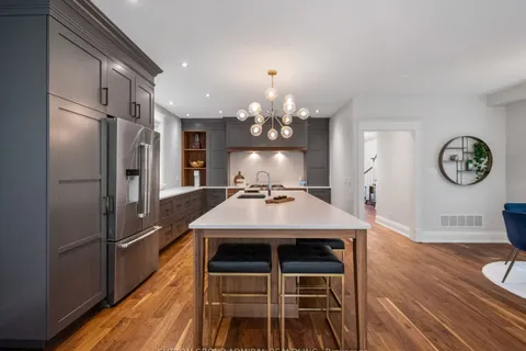 26 Puckeridge Crescent, ON M9B 3A2