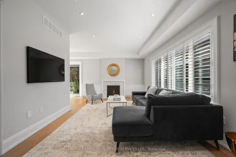 22 Fairmar Avenue, ON M8Y 2C8