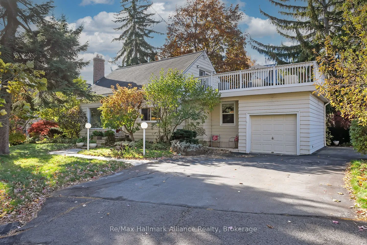 42 Chartwell Road, ON L6J 3Z4