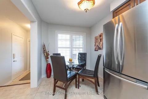 814 Herman Way, ON L9T 2C9