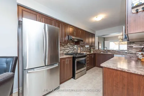 814 Herman Way, ON L9T 2C9