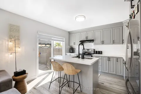 1570 Cartwright Crescent, ON L9T 5N5