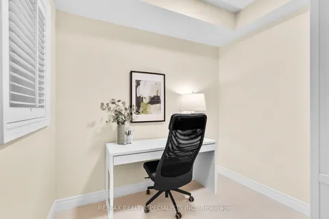 1812 Burnhamthorpe Road, ON L4X 0A3