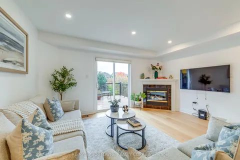 2246 Fairbairn Court, ON L6M 4R2