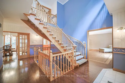 1601 Jalna Avenue, ON L5J 1S8