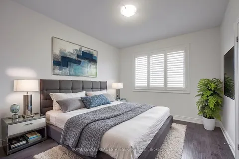 134 Zachary Crescent, ON L6H 0V5