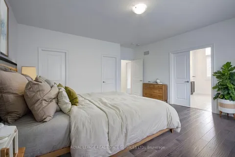 134 Zachary Crescent, ON L6H 0V5