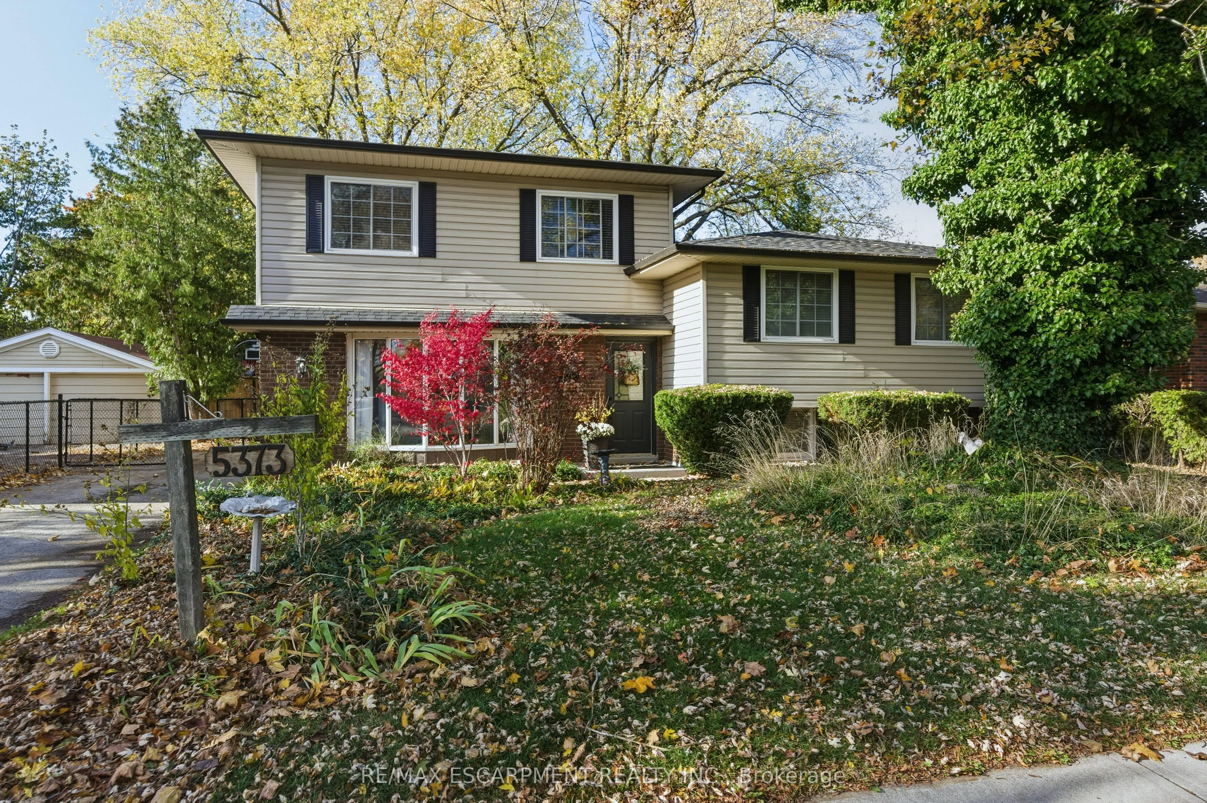 5373 Spruce Avenue, ON L7L 1N8