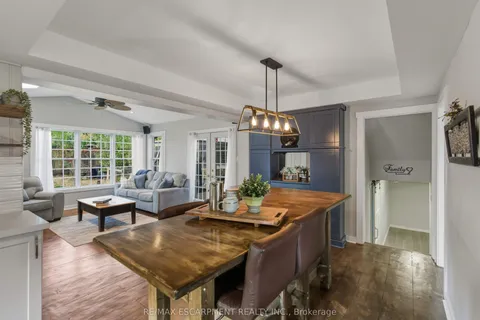 5373 Spruce Avenue, ON L7L 1N8