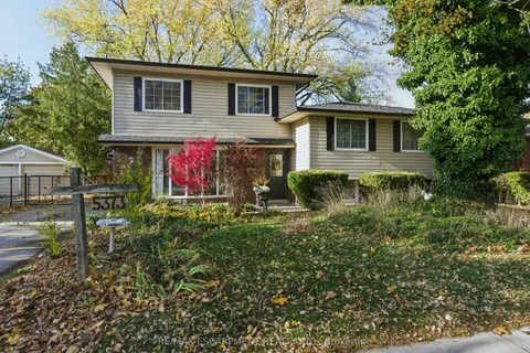 5373 Spruce Avenue, ON L7L 1N8