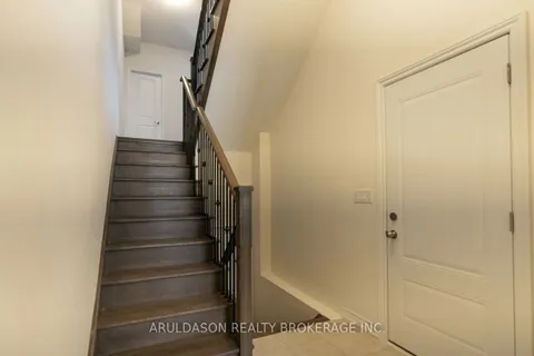 68 First Street, ON L9W 2E4