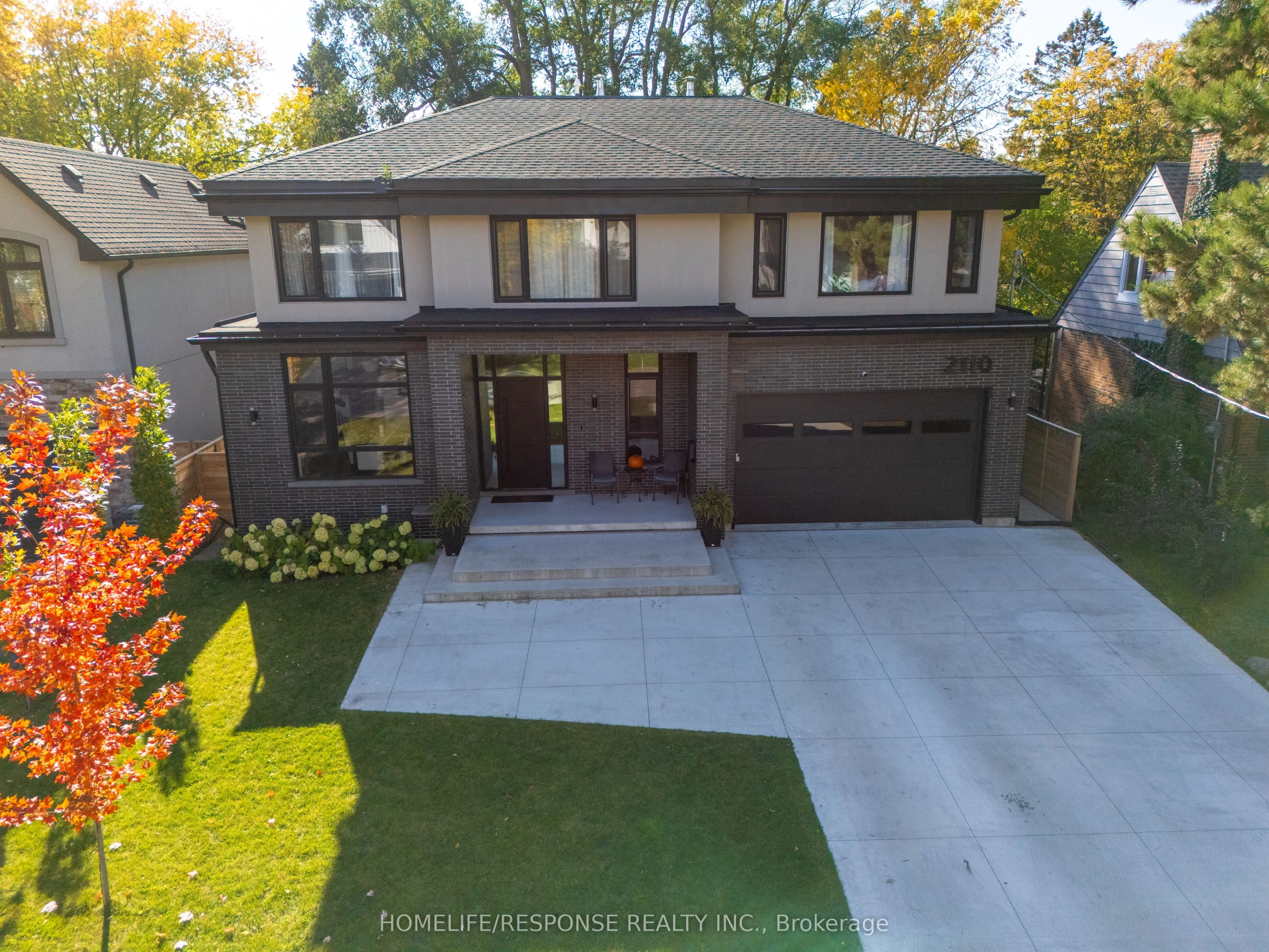 2110 Courtland Crescent, ON L4Y 1V2