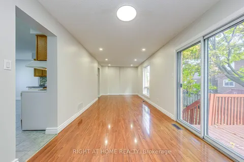 4190 Squire Court, ON L5B 2Y3