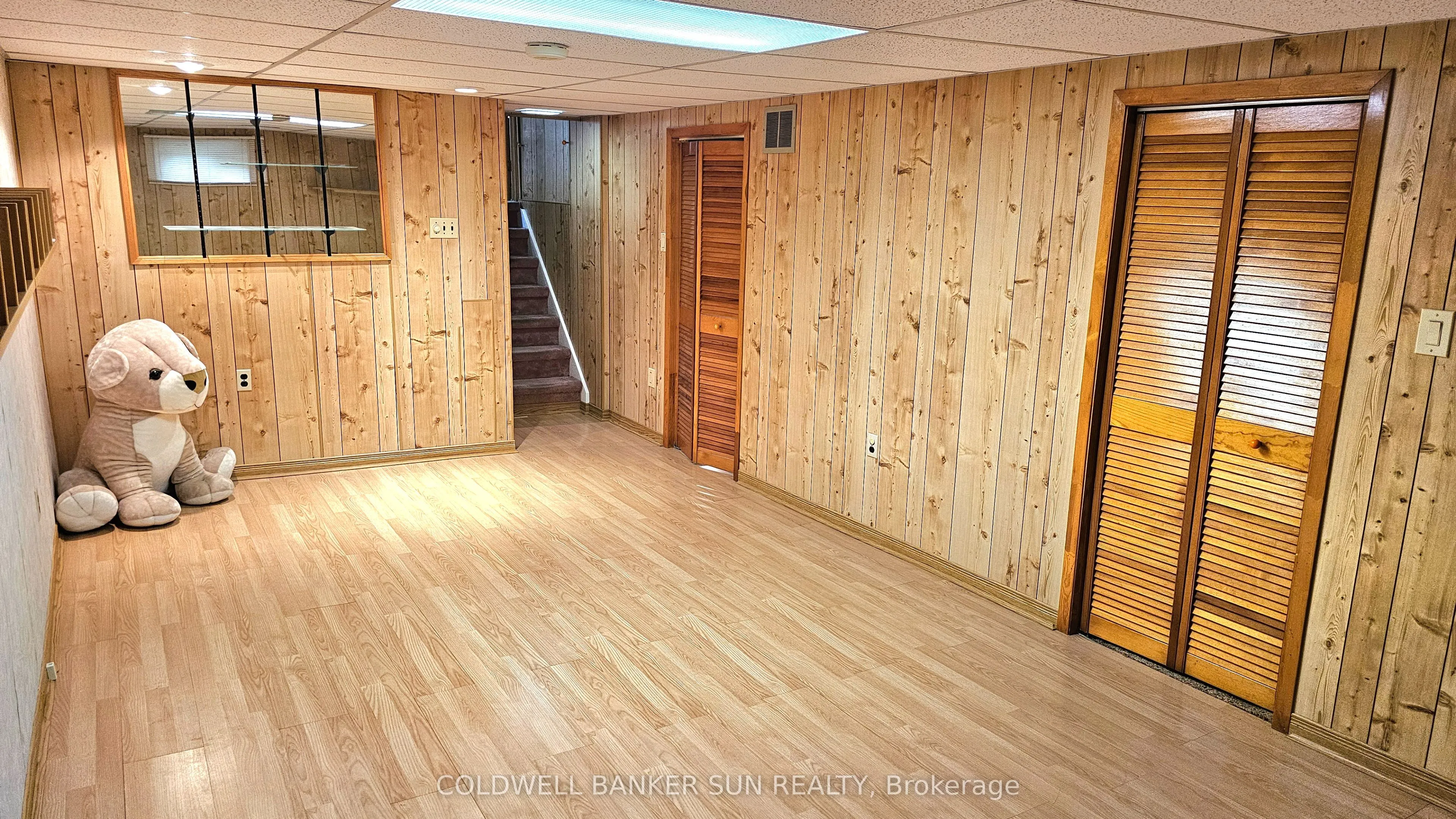 23 Brookdale Crescent, ON L6T 1M8