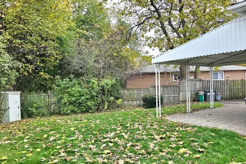 23 Brookdale Crescent, ON L6T 1M8