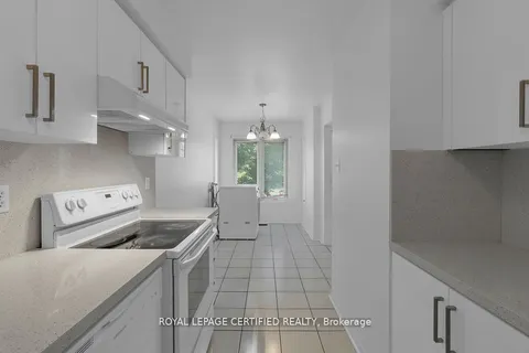 53 Chadwick Street, ON L6Y 4Y1