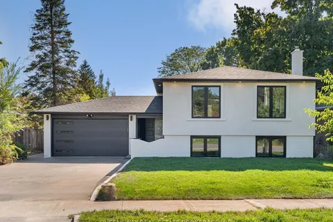 1128 Pinegrove Road, ON L6L 2W6