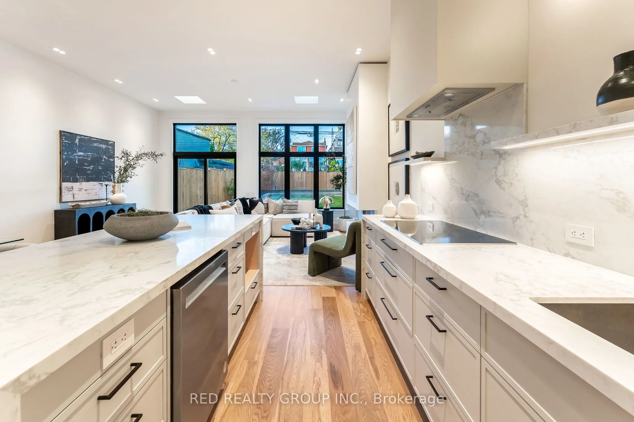 604 Ridelle Avenue, ON M6B 1K9