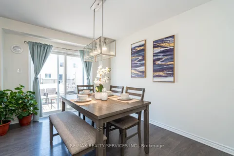 221 Remembrance Road, ON L7A 4P1