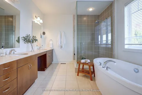 150 Coastline Drive, ON L6Y 0S2