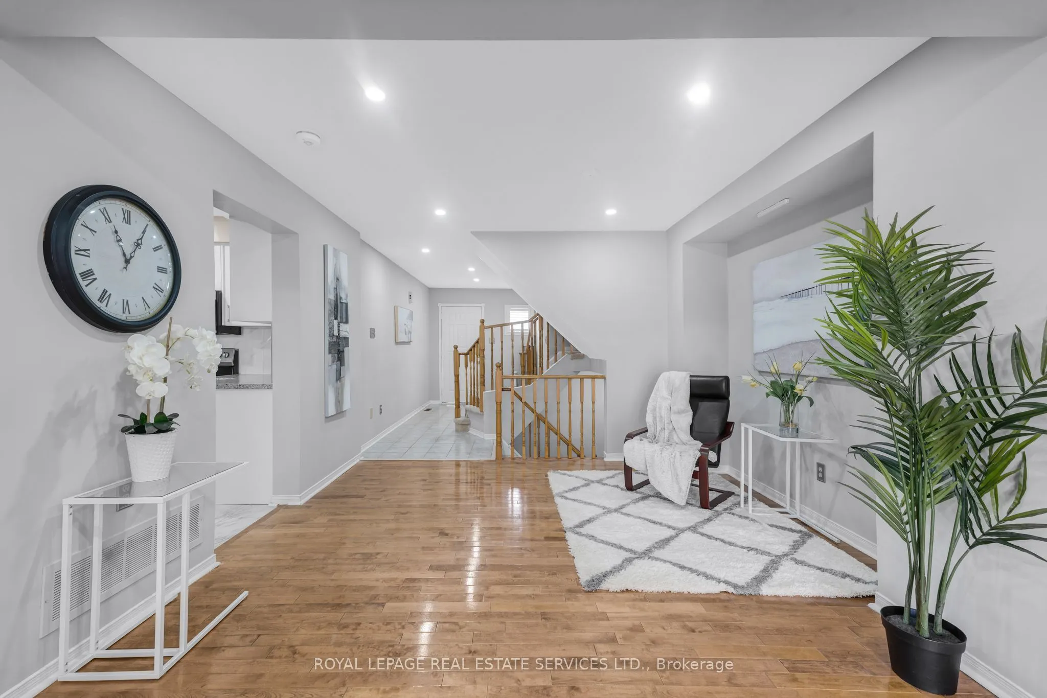 Condo Townhouse living room at 3050 Orleans Road Mississauga