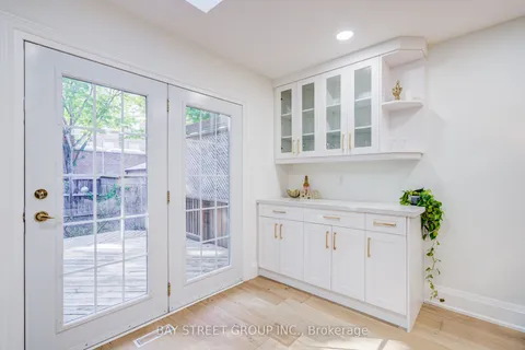 1307 Barberry Green N/A, ON L6M 2A7