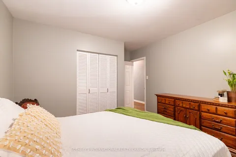 14 Beckenham Court, ON M9C 3K9