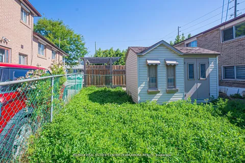 152 Vodden Street, ON L6V 1M7