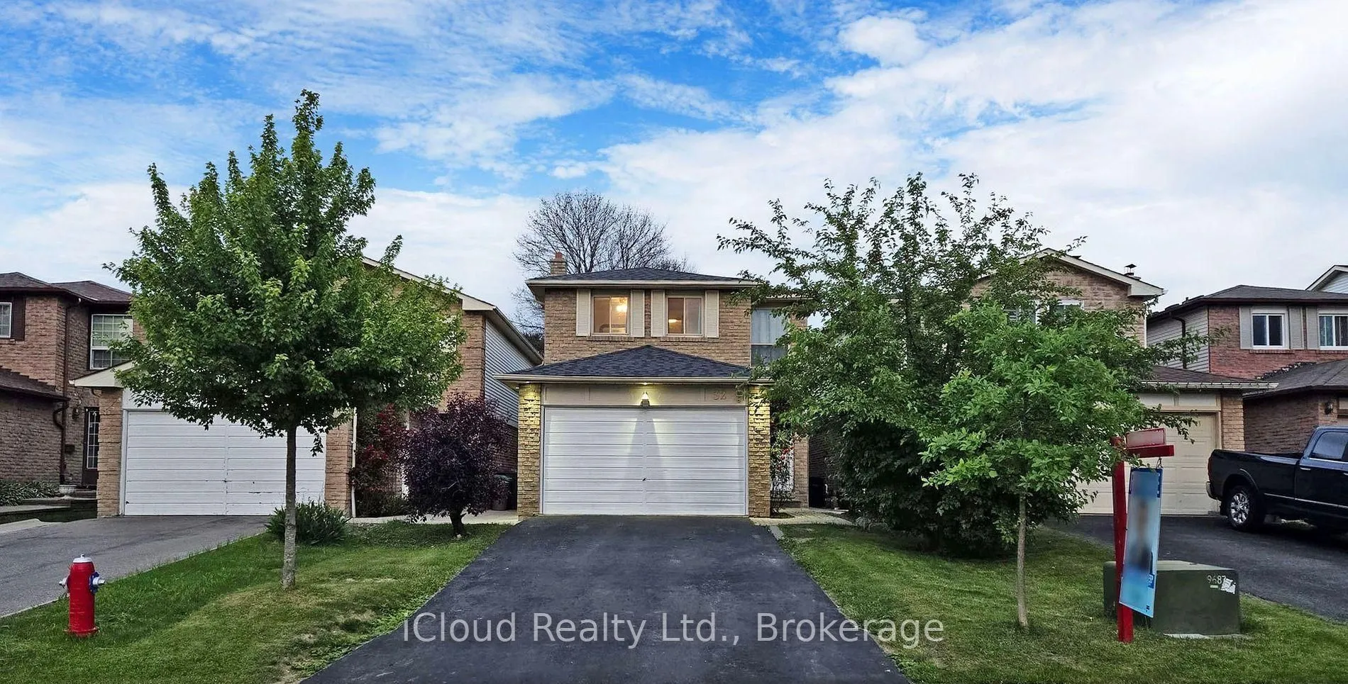 32 Dafoe Crescent, ON L6Y 2L2