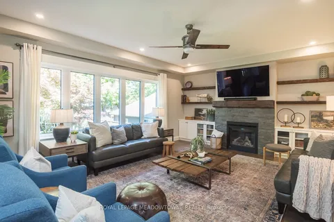 29 Barton Street, ON L9T 1C7