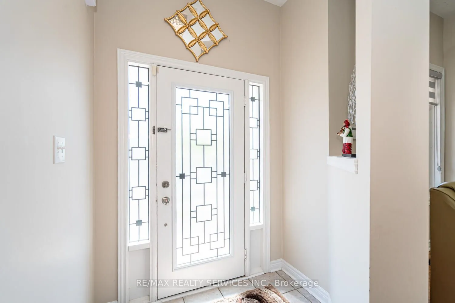 6 Foxhollow Road, ON L7A 1M3